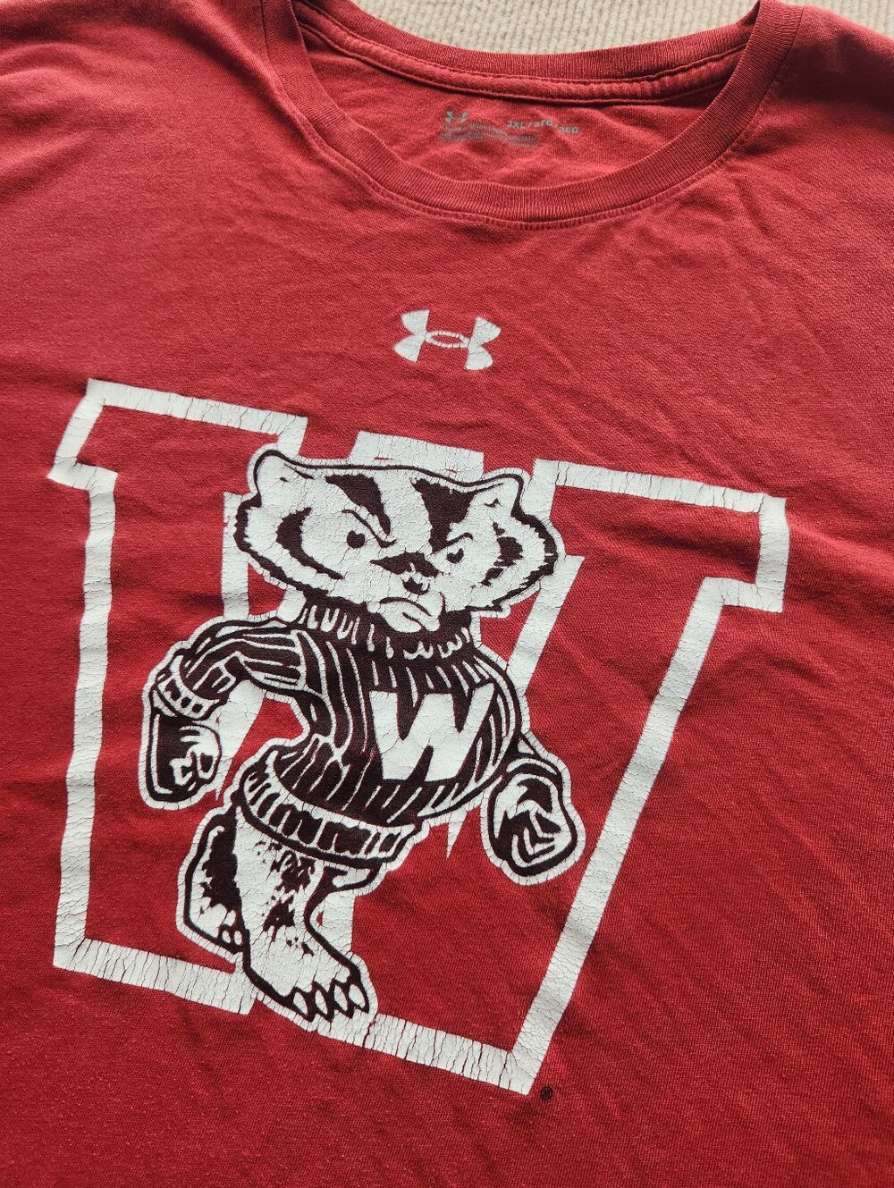 Under Armour Wisconsin Badgers Men's 3XL Red T-Shirt